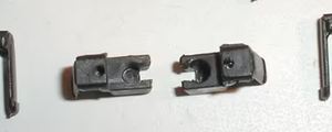 Carrera Servo 140, 81007 Führungshörner (schmale Version) neu, Paar 1,00 €, Bestand : 37 Paar